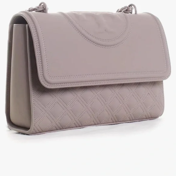Tory Burch Fleming convertible in matte Grey Heron Quilted leather. Shoulder Bag - Picture 10 of 16
